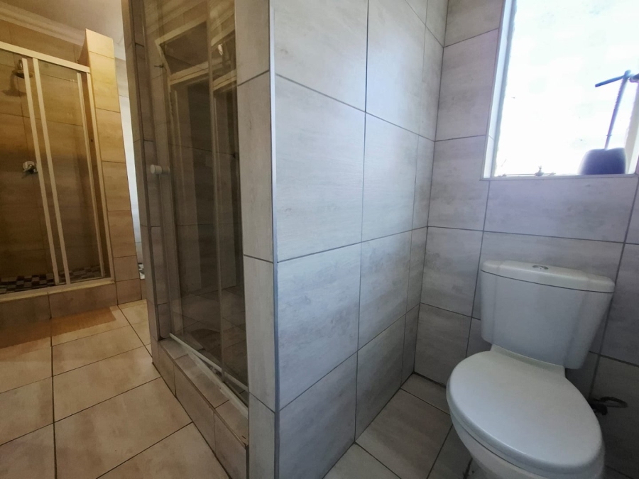 16 Bedroom Property for Sale in Universitas Free State